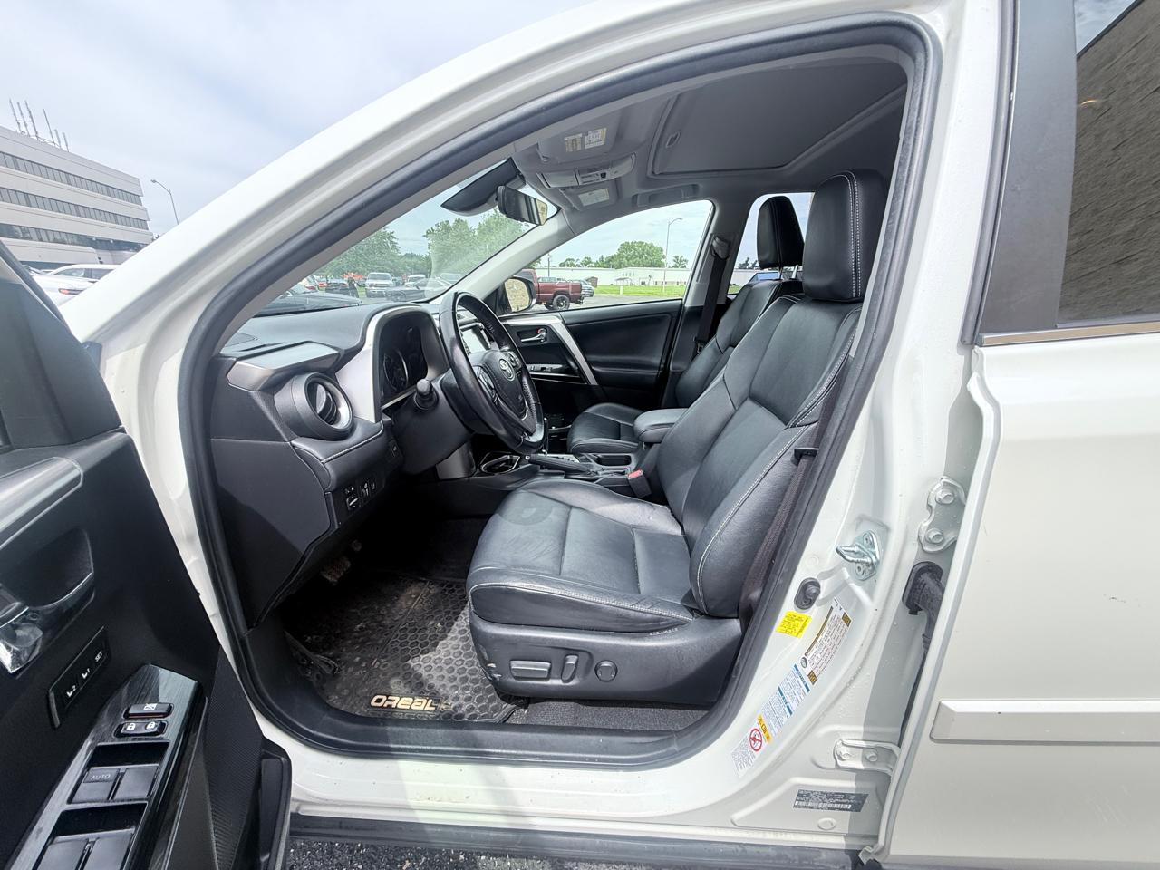 Toyota RAV4 Hybrid Limited 2016