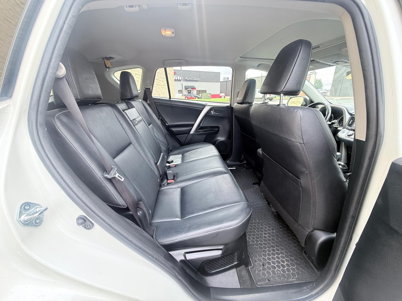 Toyota RAV4 Hybrid Limited 2016
