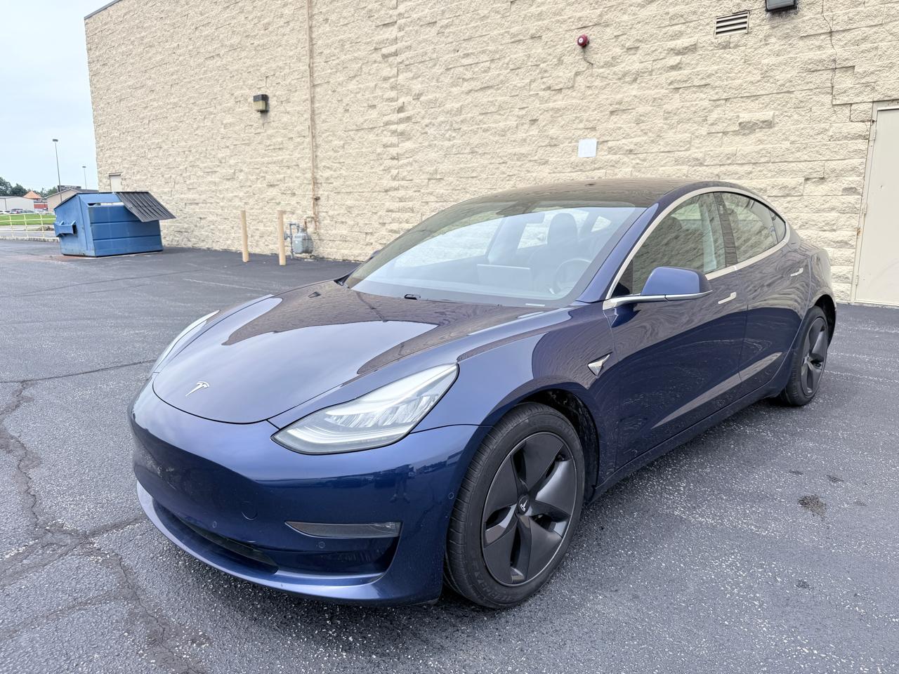 Tesla Model 3 Base 2018