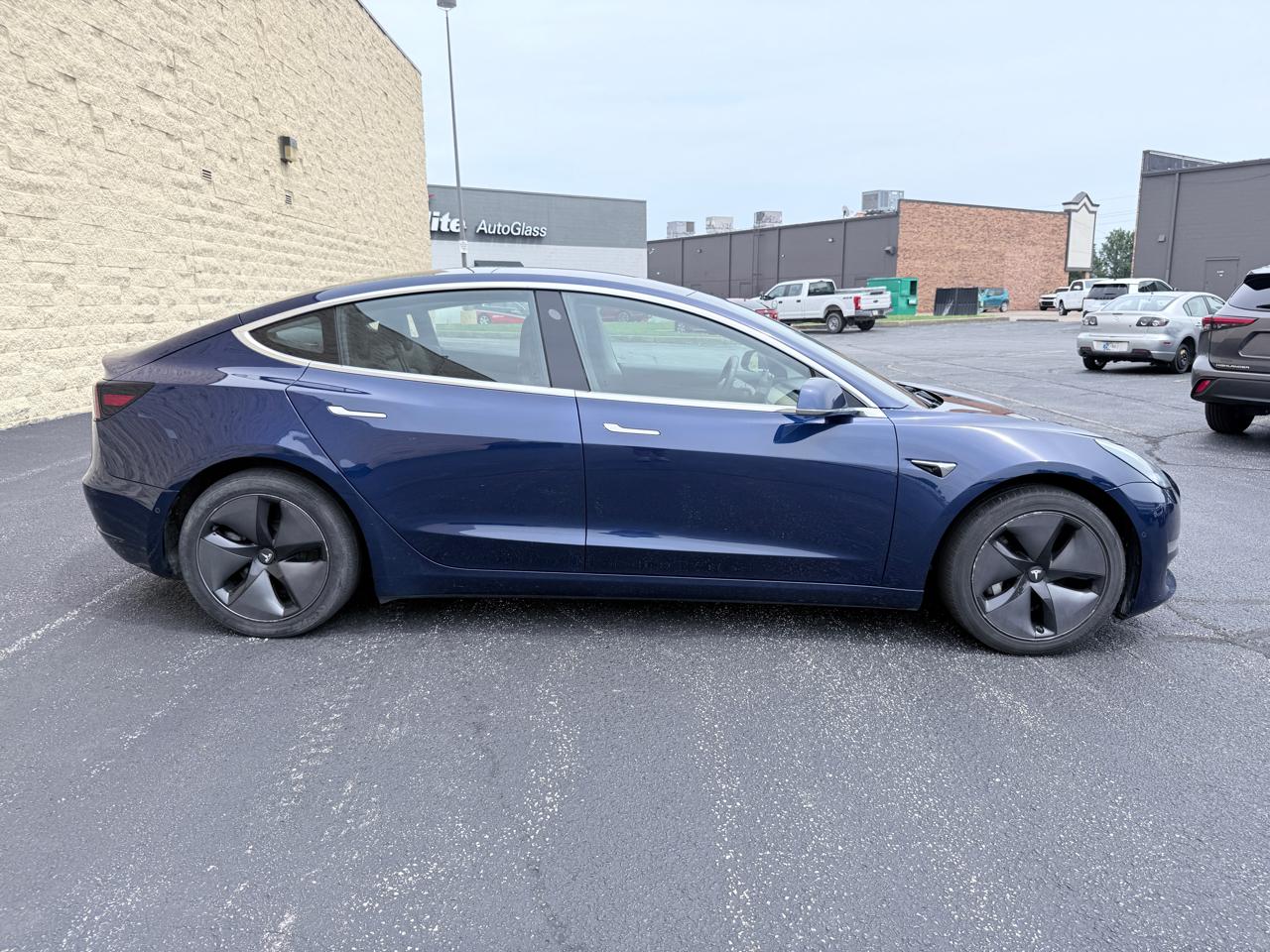Tesla Model 3 Base 2018