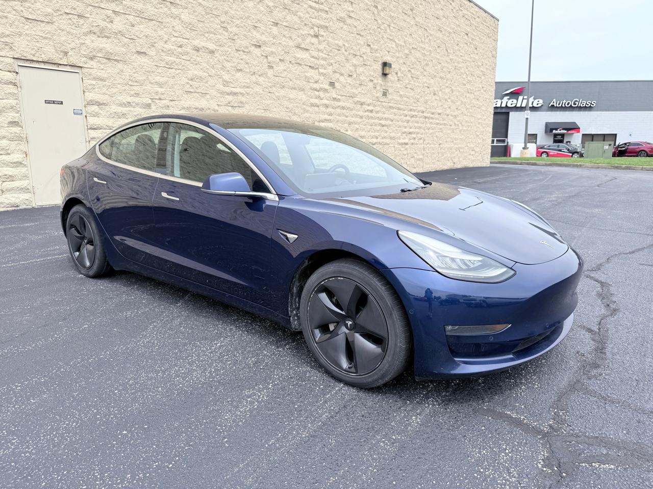 Tesla Model 3 Base 2018