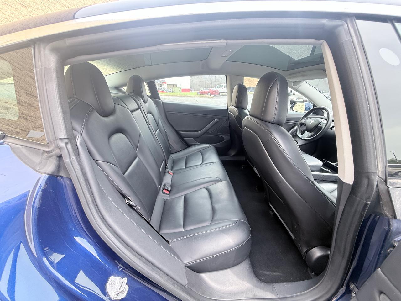 Tesla Model 3 Base 2018