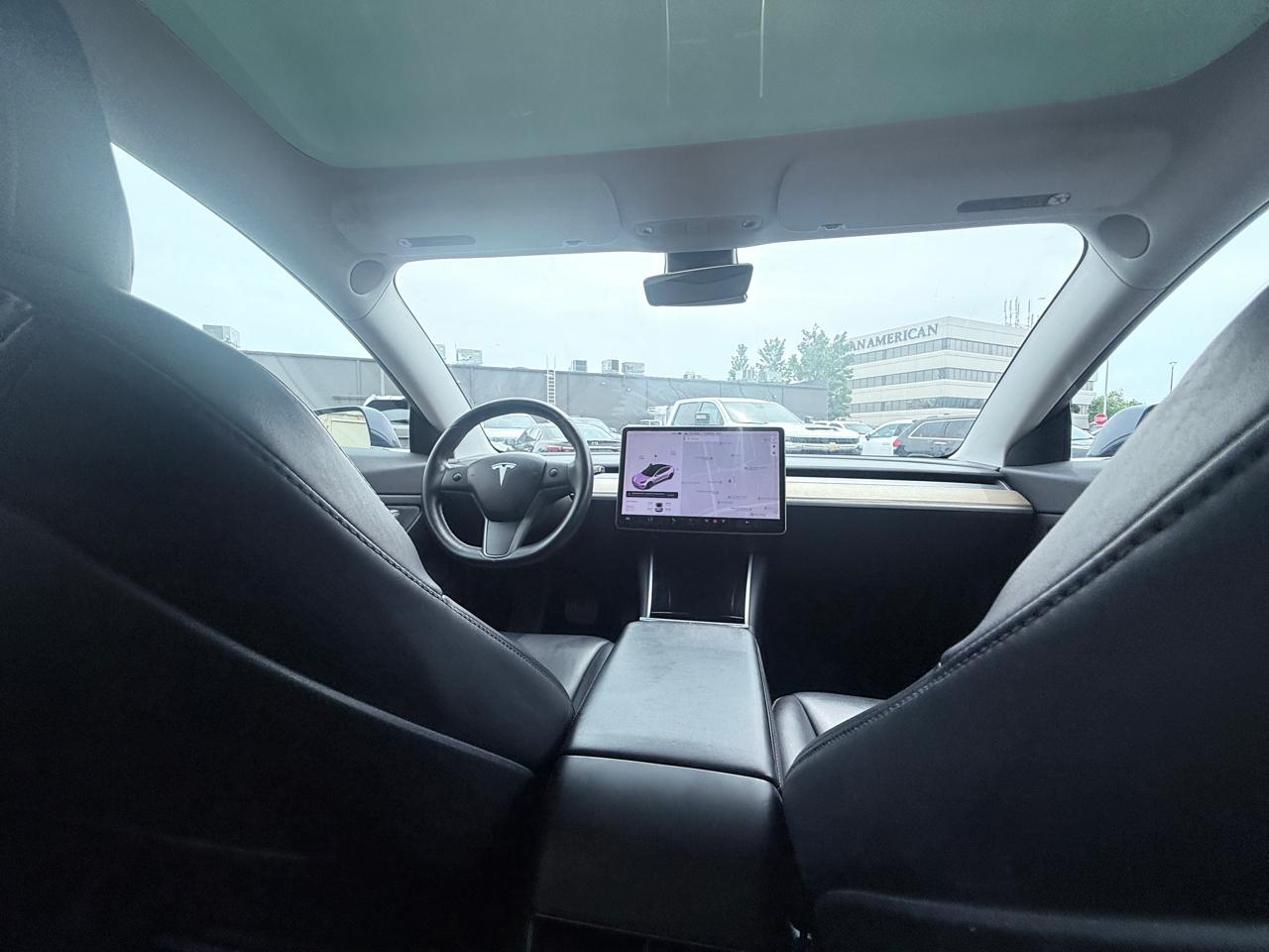 Tesla Model 3 Base 2018