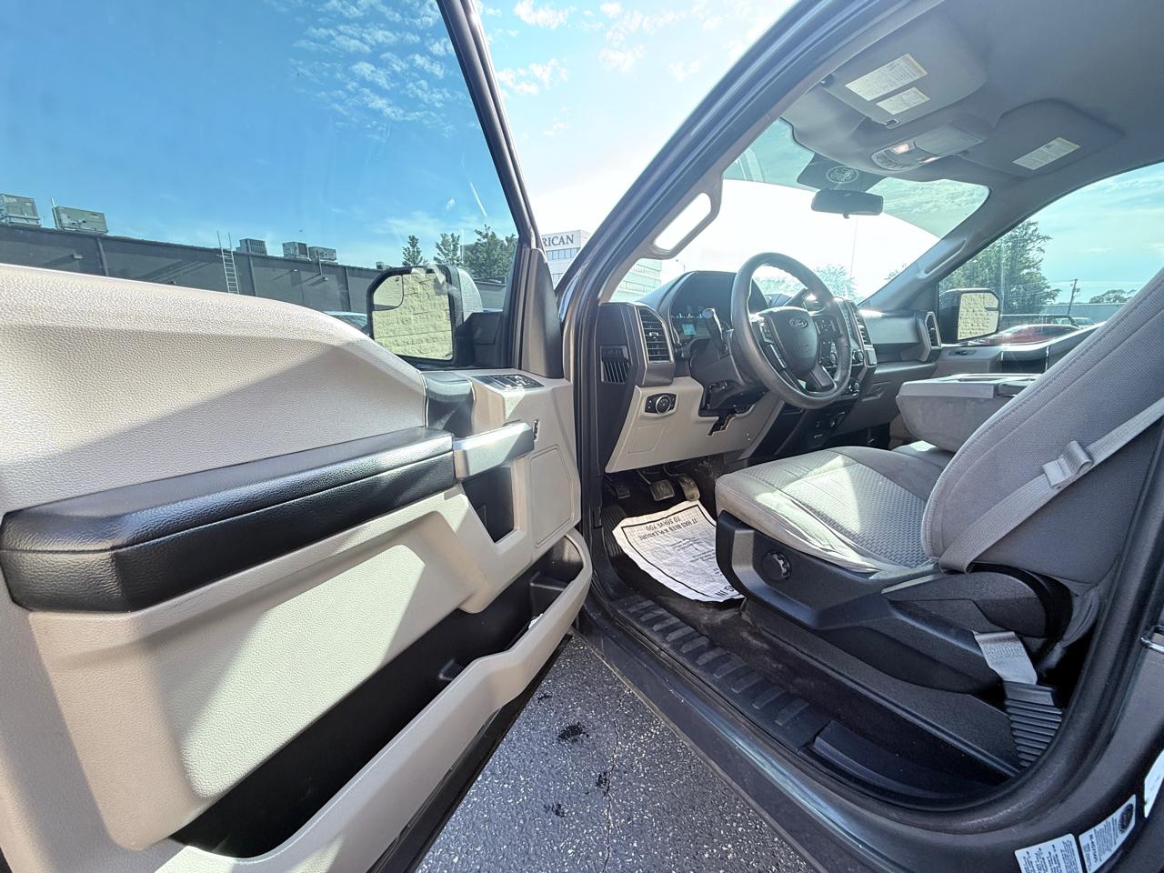 Ford F-150 Lariat SuperCrew 6.5-ft. Bed 4WD 2017