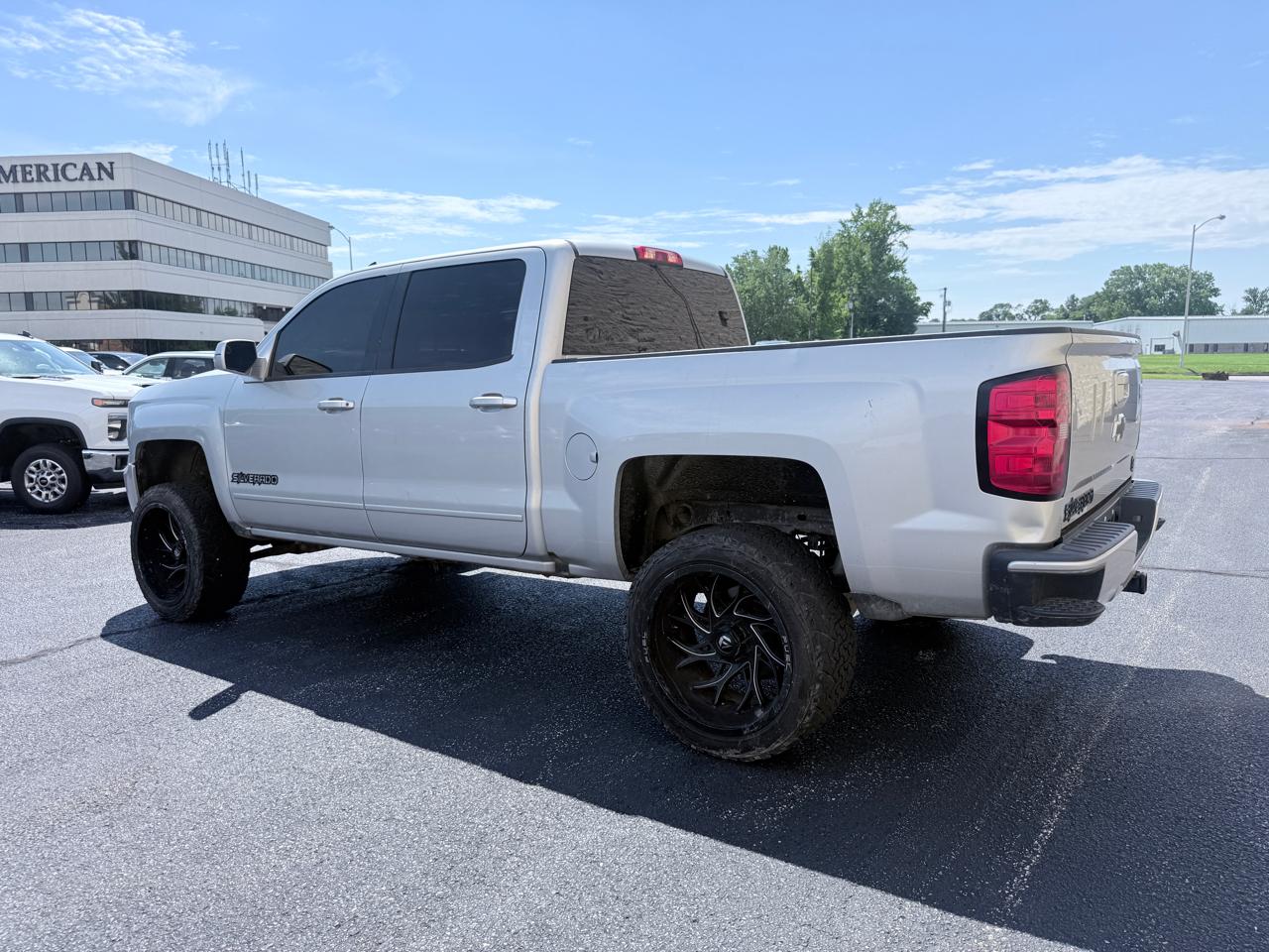 Chevrolet Silverado 1500 LT Crew Cab Long Box 4WD 2016