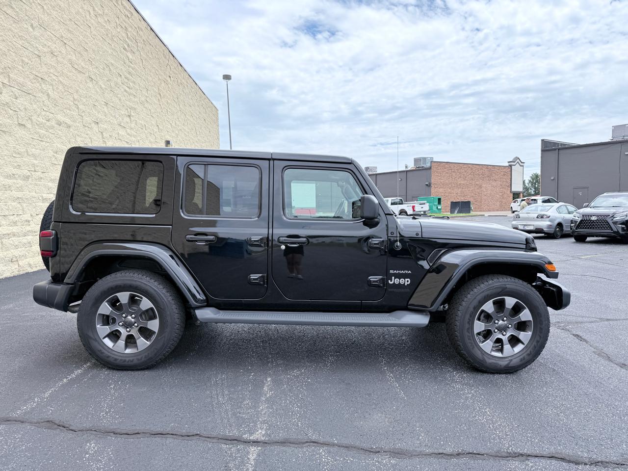 Jeep Wrangler Unlimited Sahara 2020