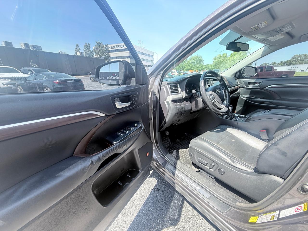 Toyota Highlander Limited AWD V6 2015
