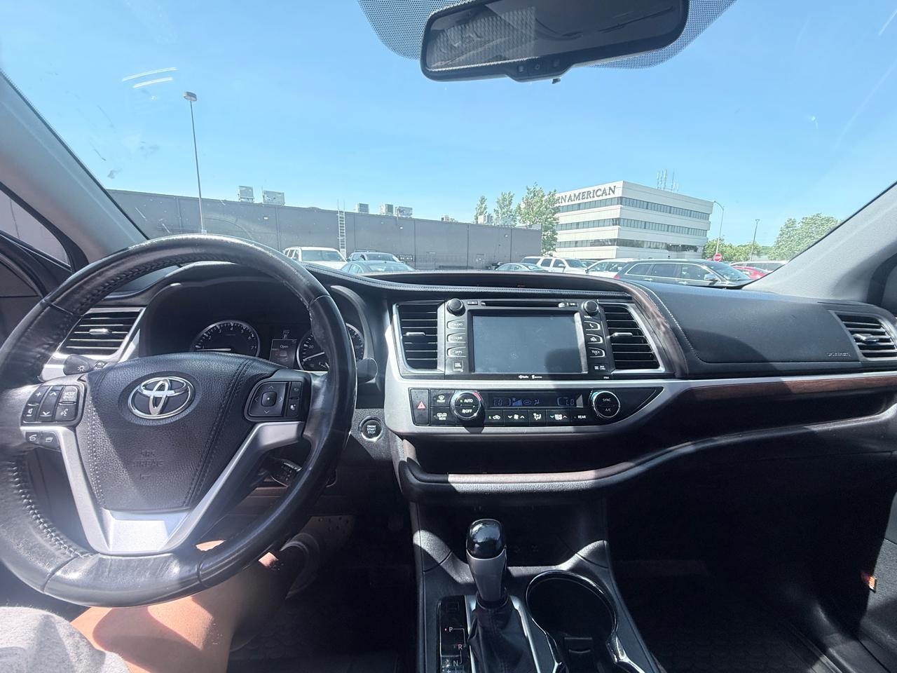 Toyota Highlander Limited AWD V6 2015
