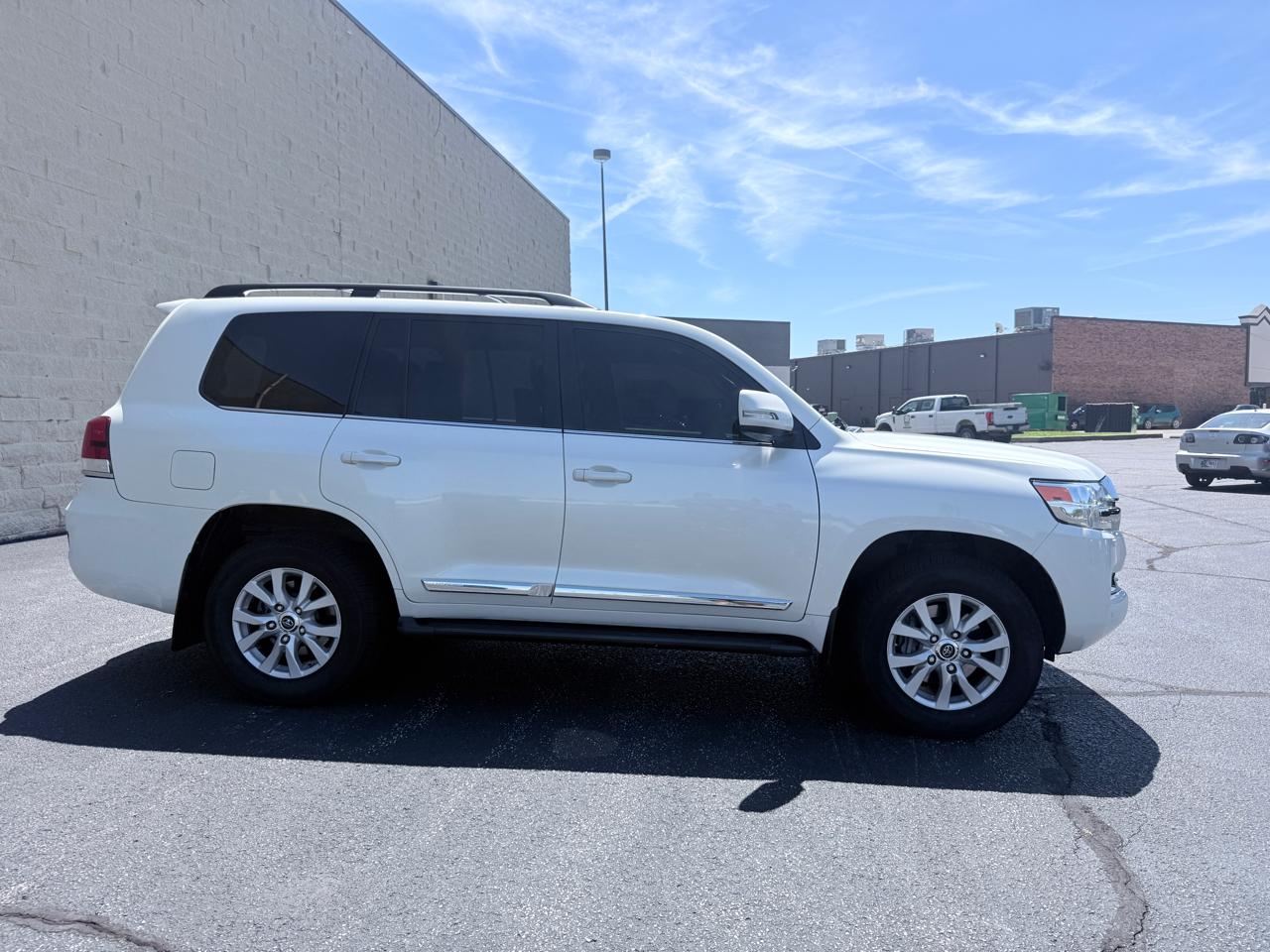 Toyota Land Cruiser 4WD 2017