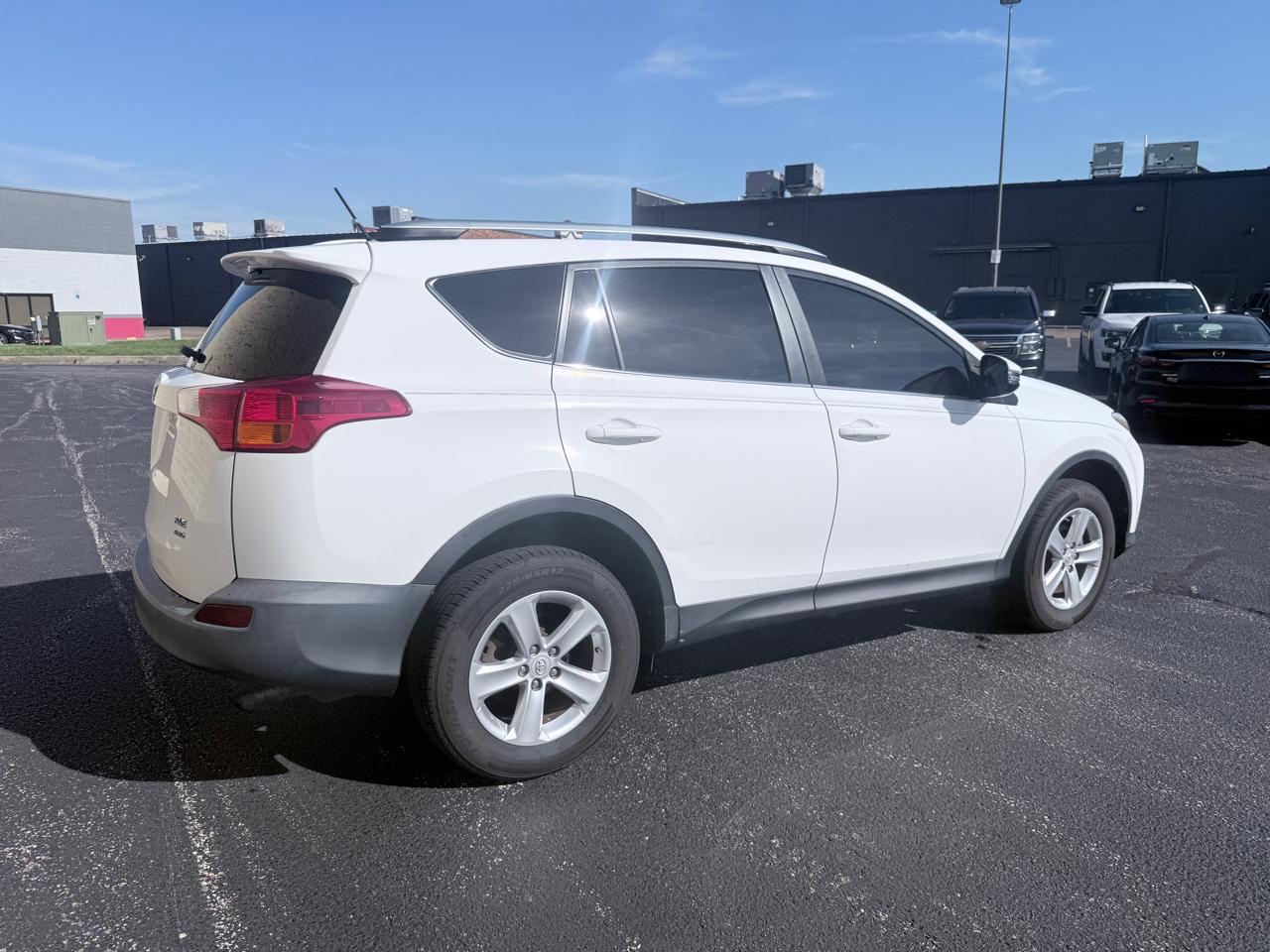 Toyota RAV4 XLE AWD 2013