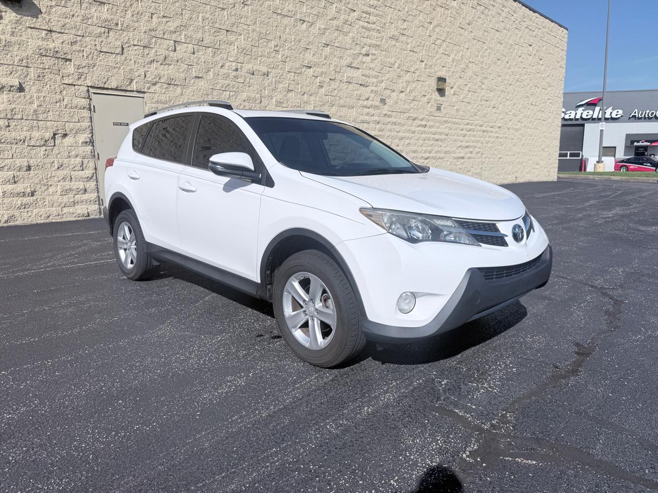 Toyota RAV4 XLE AWD 2013