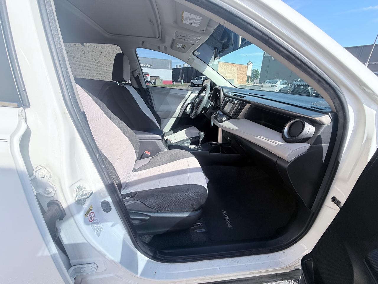 Toyota RAV4 XLE AWD 2013