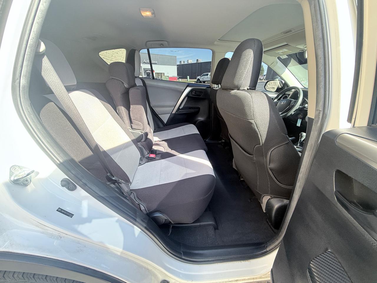 Toyota RAV4 XLE AWD 2013