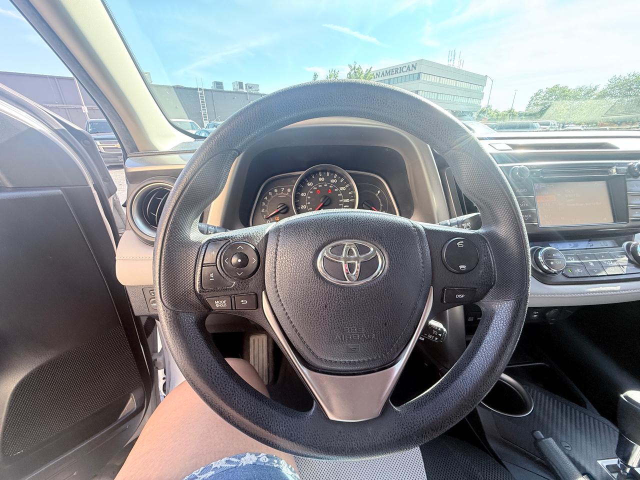 Toyota RAV4 XLE AWD 2013