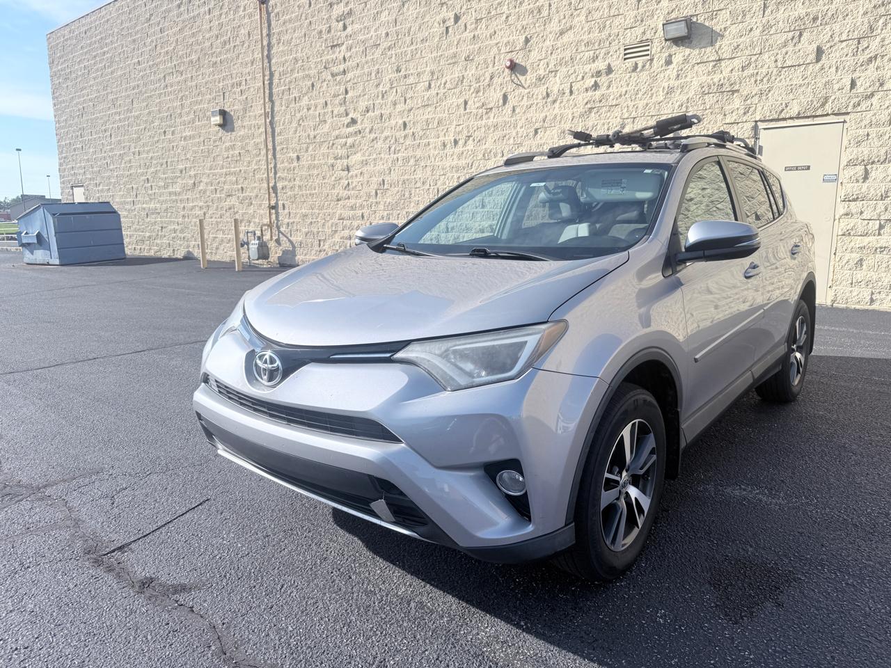 Toyota RAV4 XLE AWD 2016