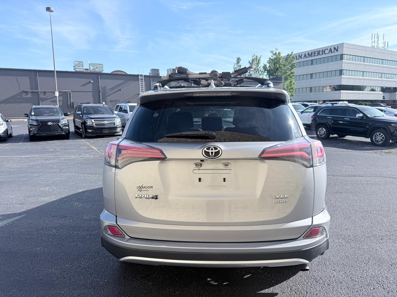 Toyota RAV4 XLE AWD 2016