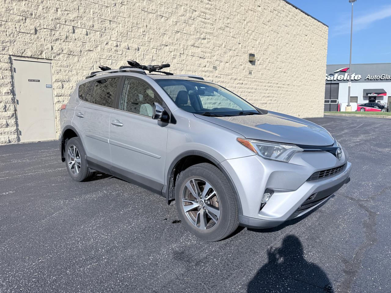 Toyota RAV4 XLE AWD 2016