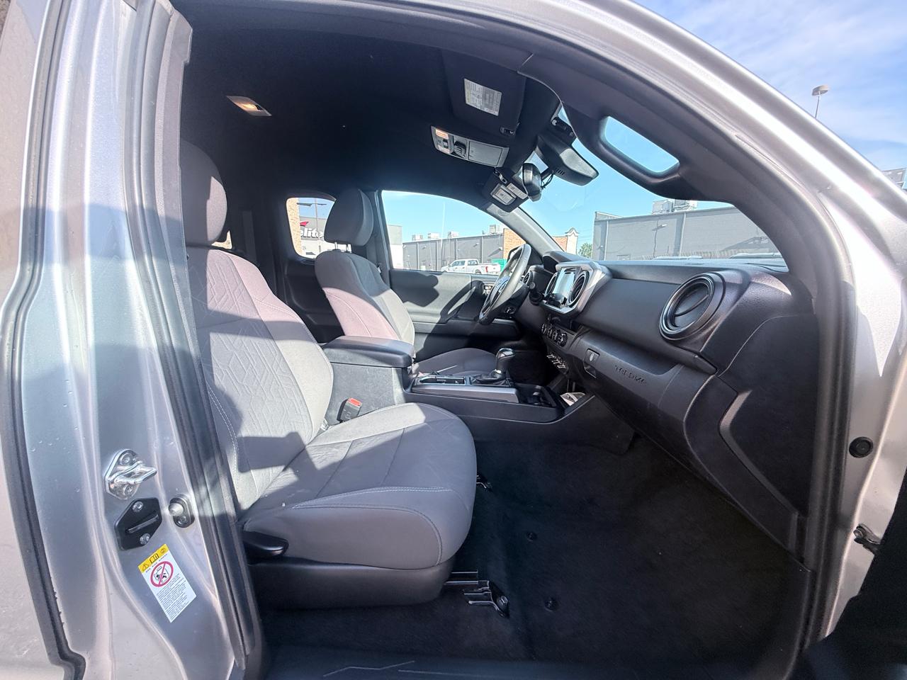 Toyota Tacoma SR5 Access Cab V6 6AT 4WD 2018