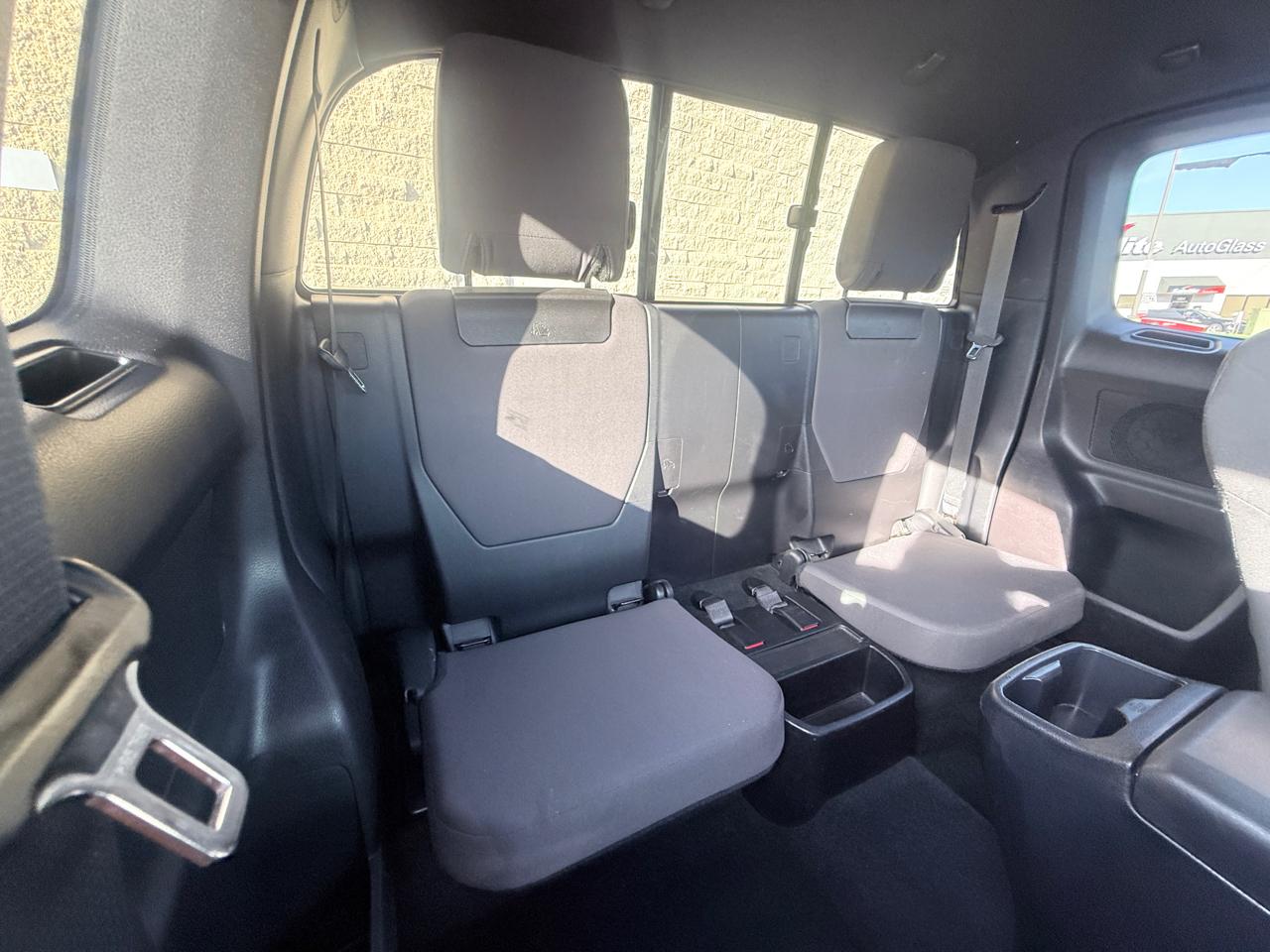 Toyota Tacoma SR5 Access Cab V6 6AT 4WD 2018