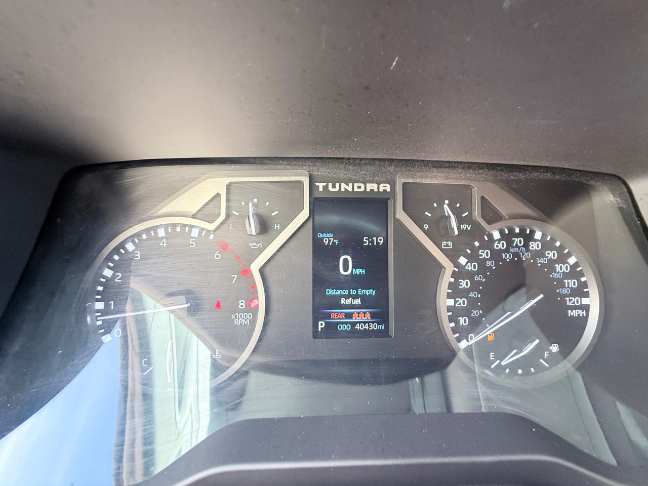 Toyota Tundra SR5 CrewMax 4WD 2024