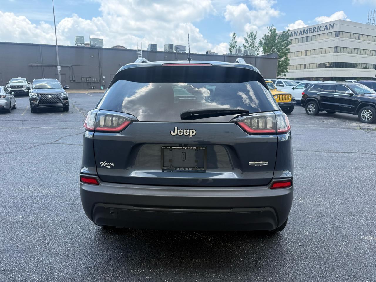 Jeep Cherokee Latitude FWD 2021