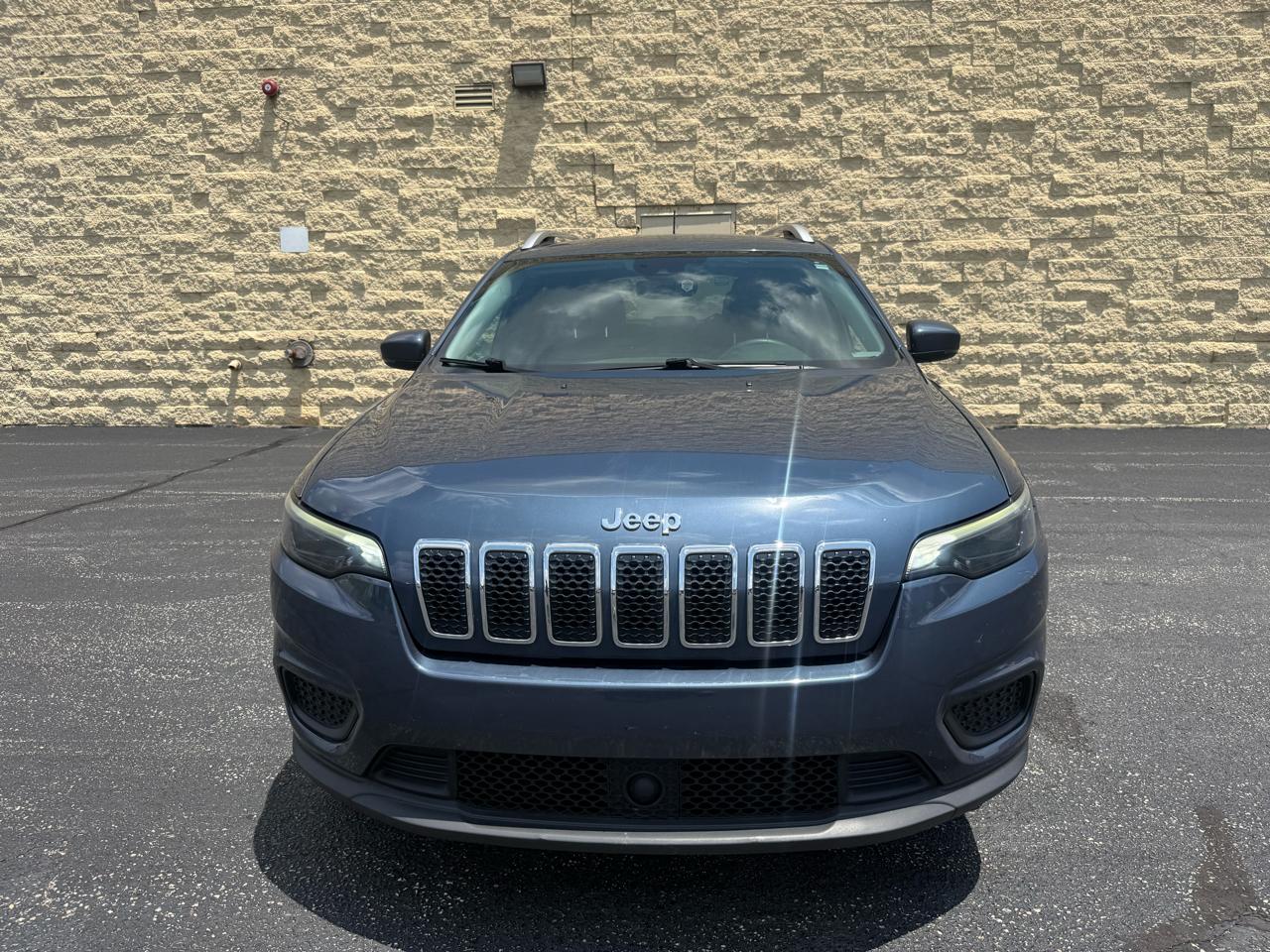Jeep Cherokee Latitude FWD 2021