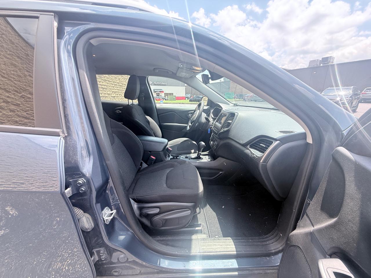 Jeep Cherokee Latitude FWD 2021