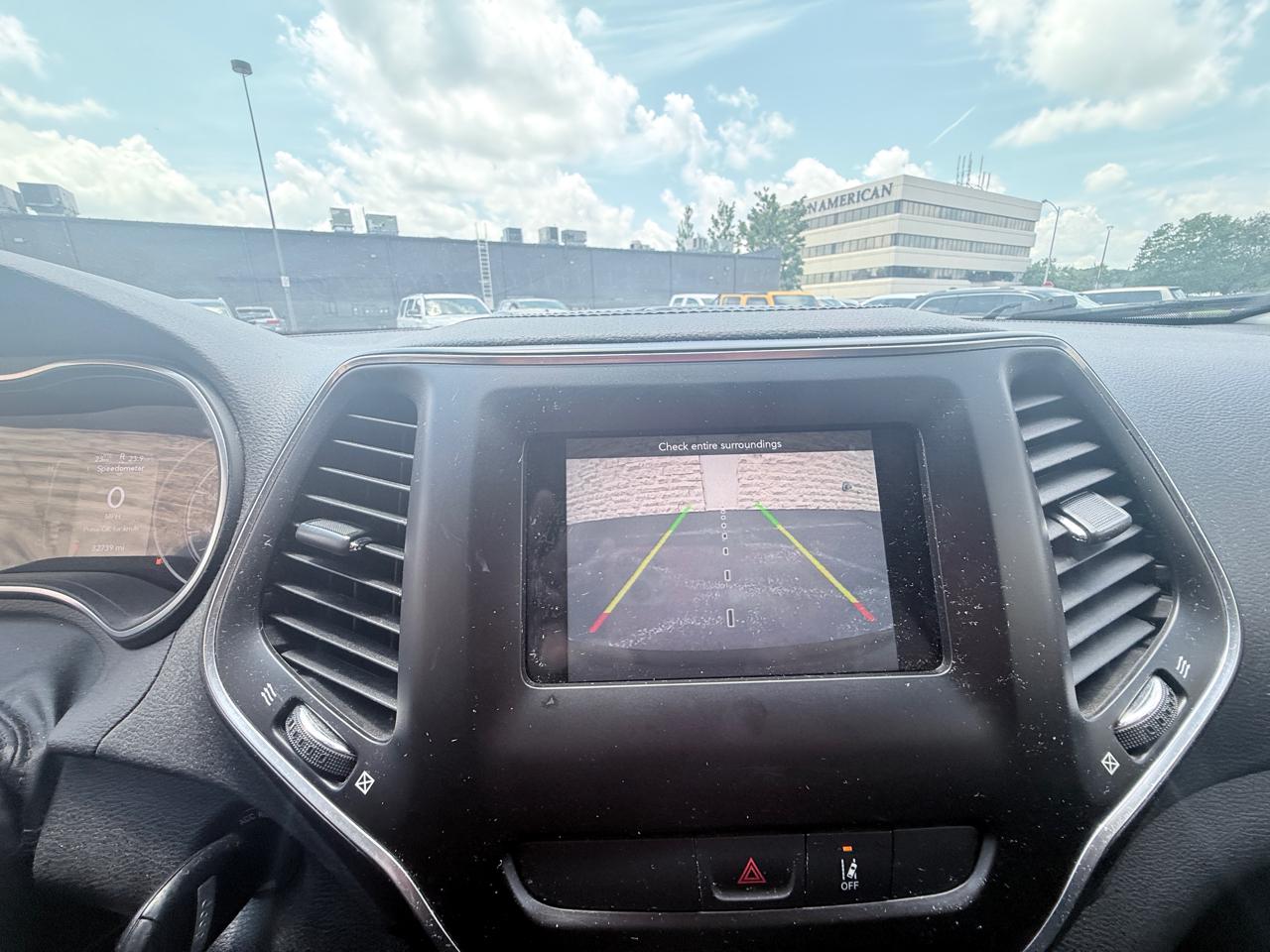 Jeep Cherokee Latitude FWD 2021