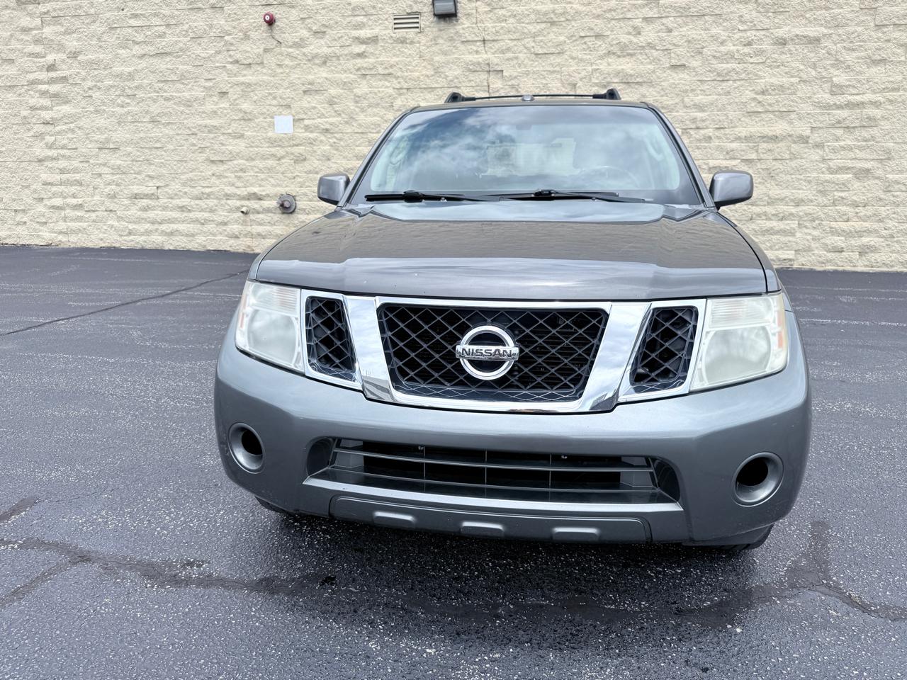 Nissan Pathfinder LE 4WD 2008