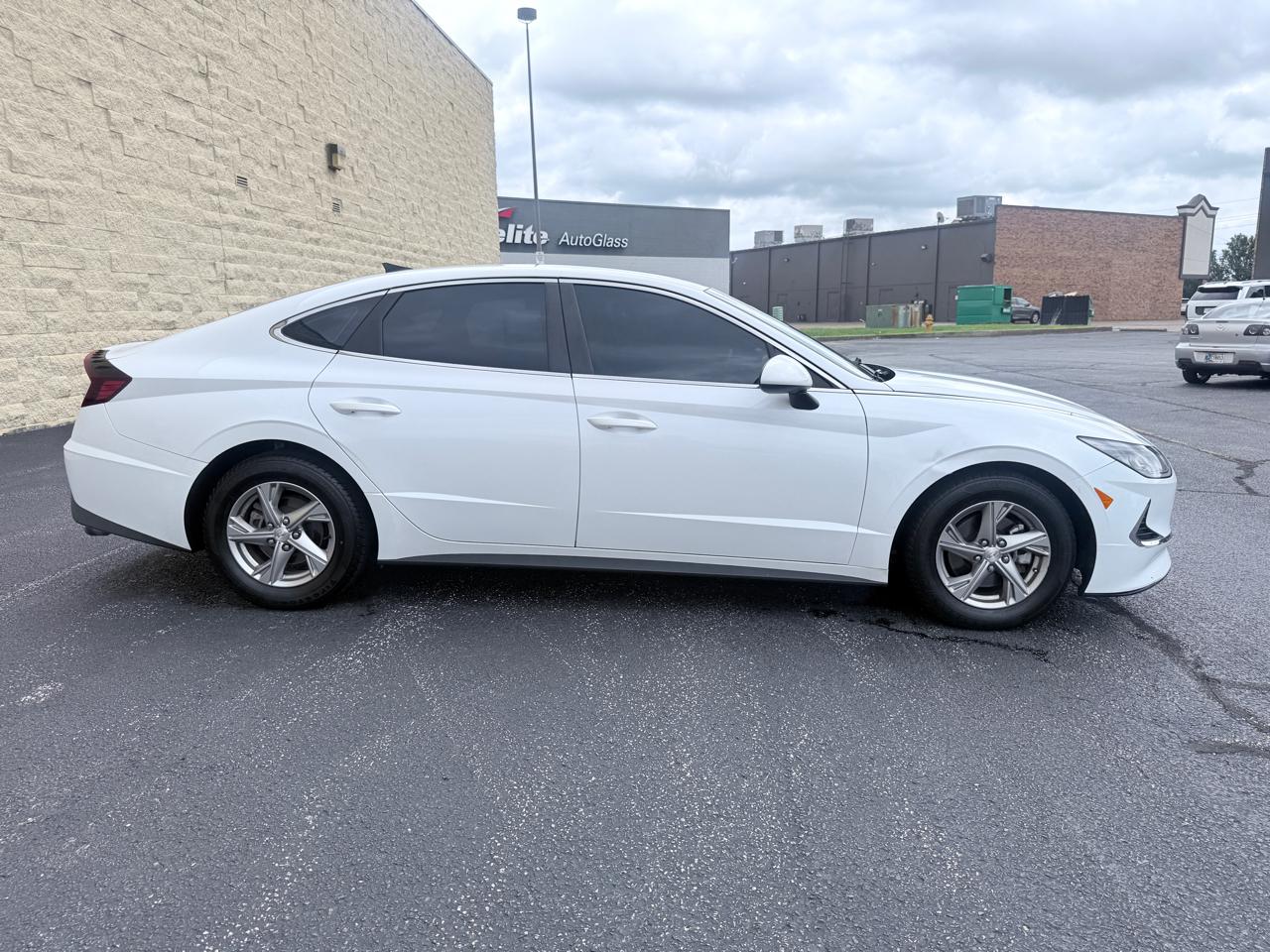 Hyundai Sonata SE 2021