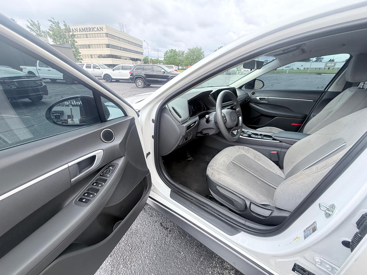 Hyundai Sonata SE 2021