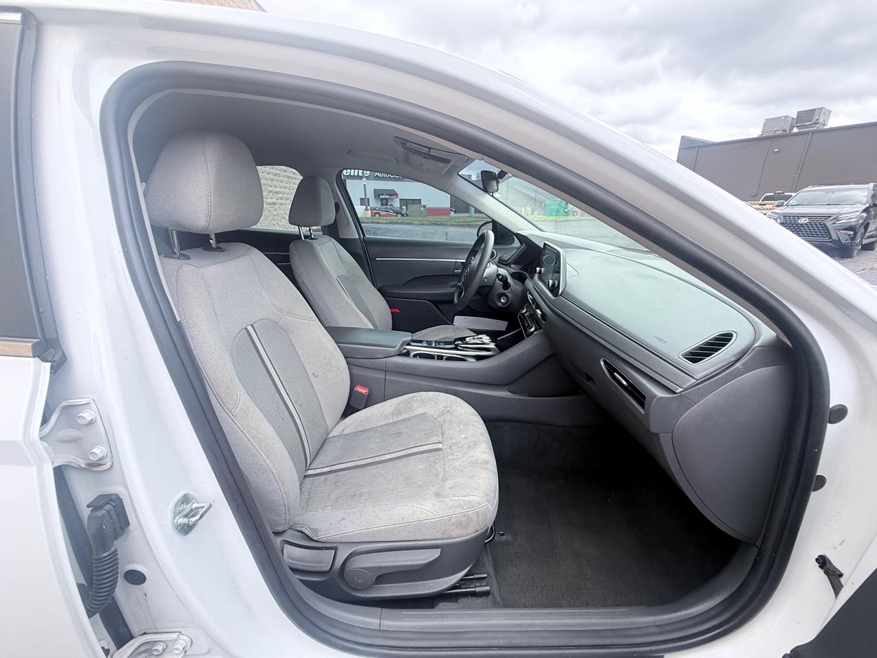 Hyundai Sonata SE 2021
