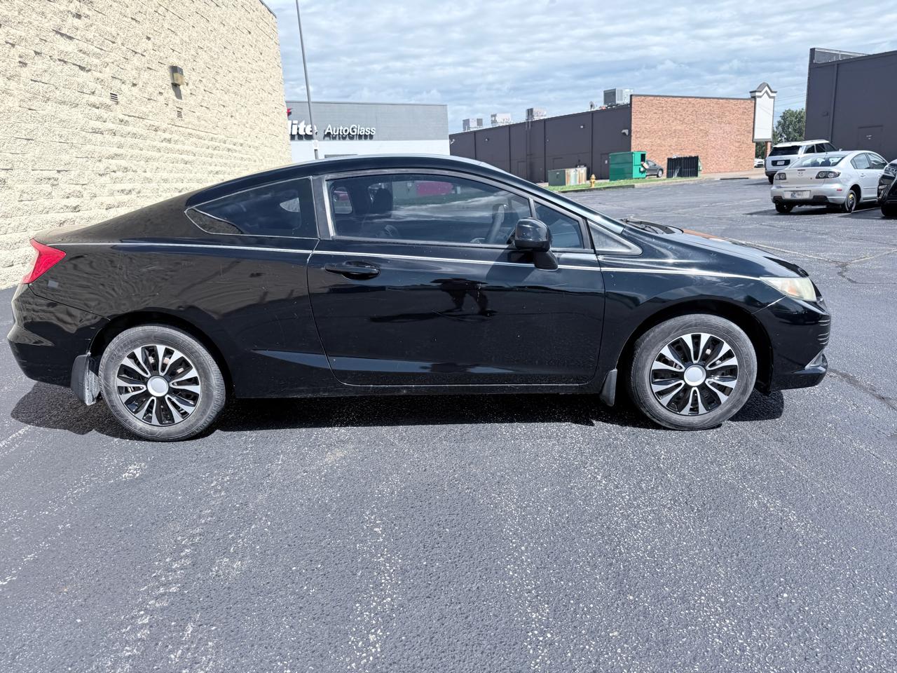 Honda Civic LX Coupe 5-Speed AT 2013