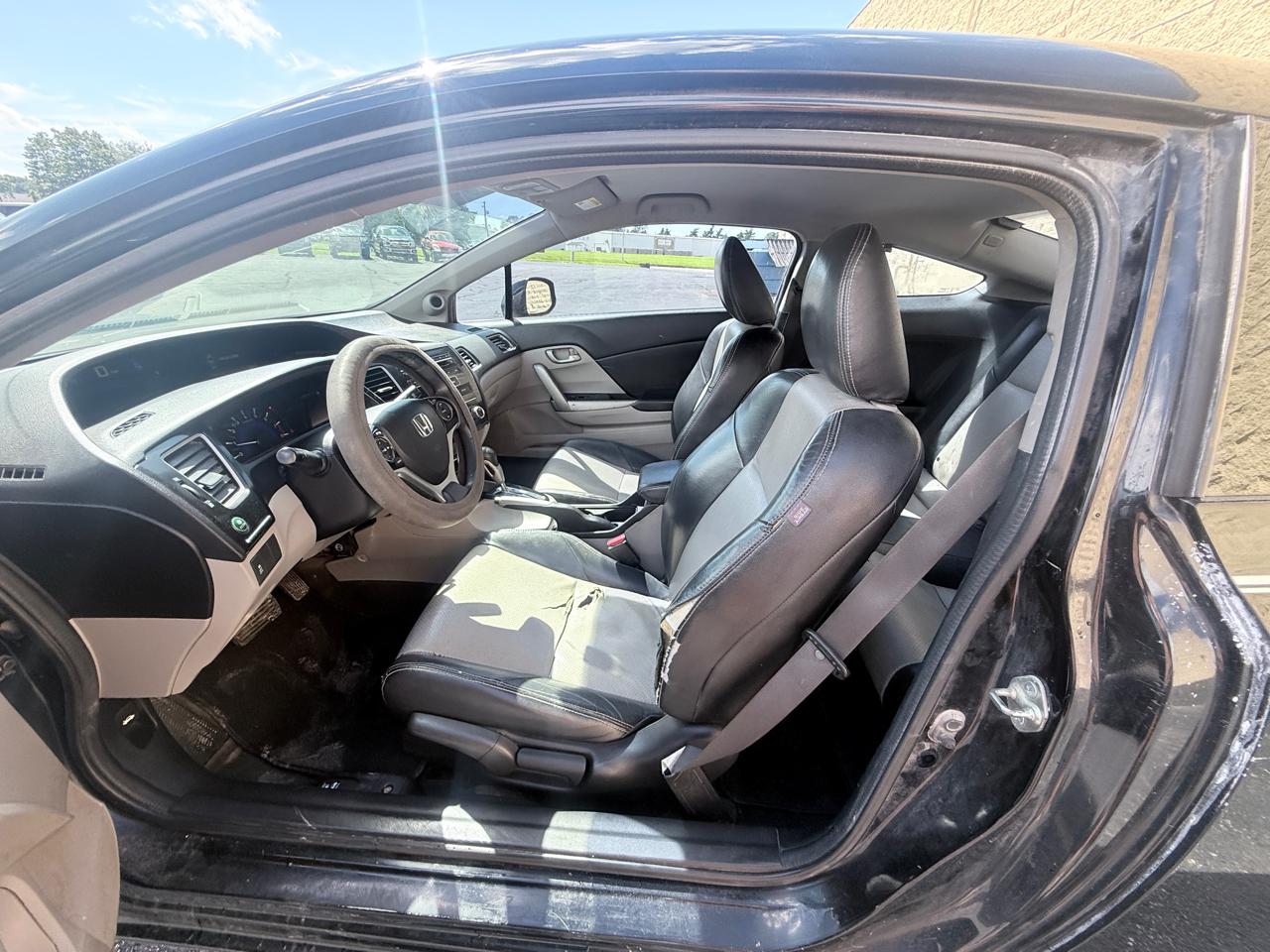 Honda Civic LX Coupe 5-Speed AT 2013