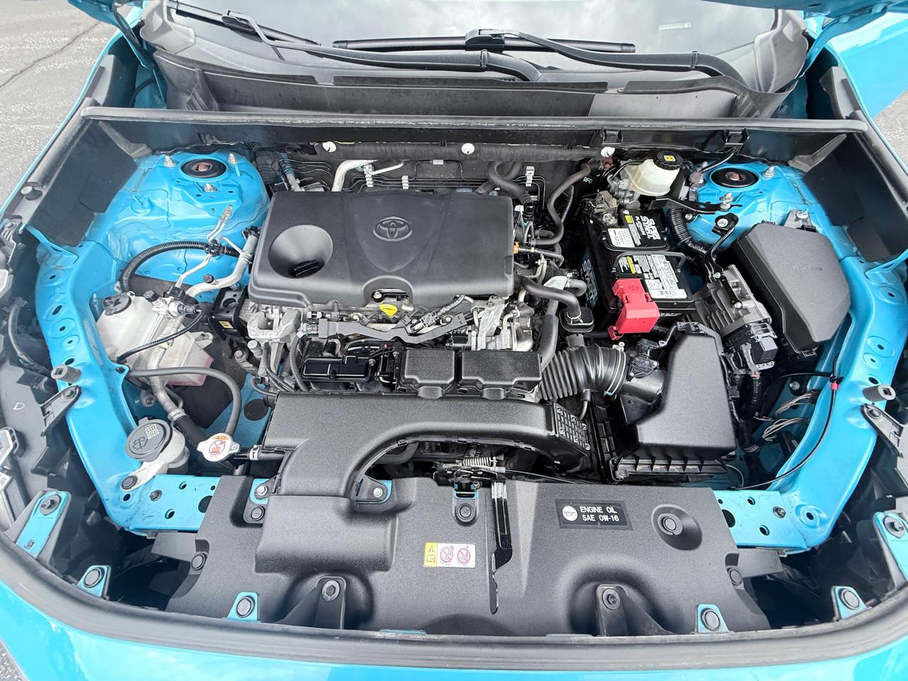 Toyota RAV4 LE AWD 2019