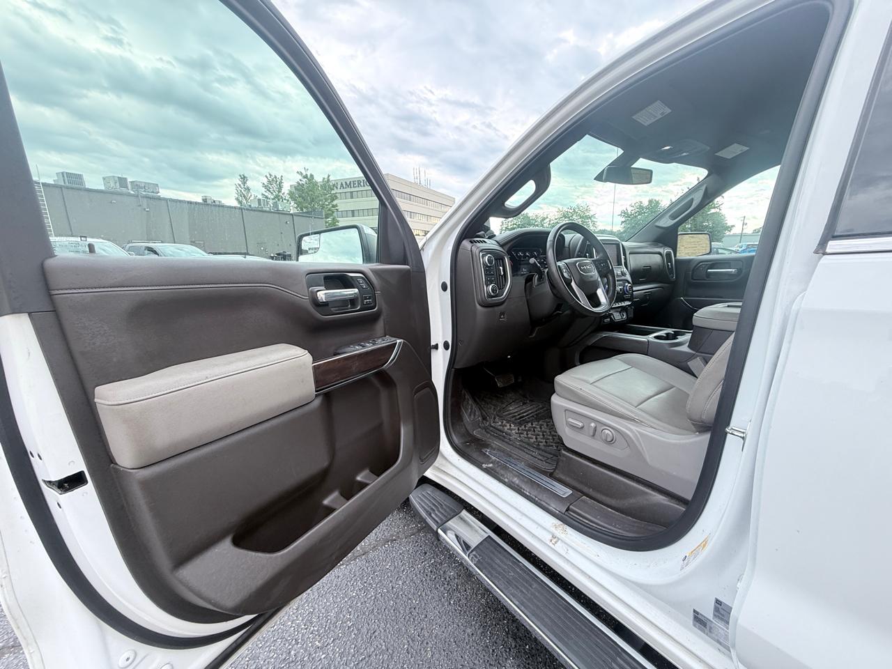 GMC Sierra 1500 Limited SLT Crew Cab Short Box 4WD 2022