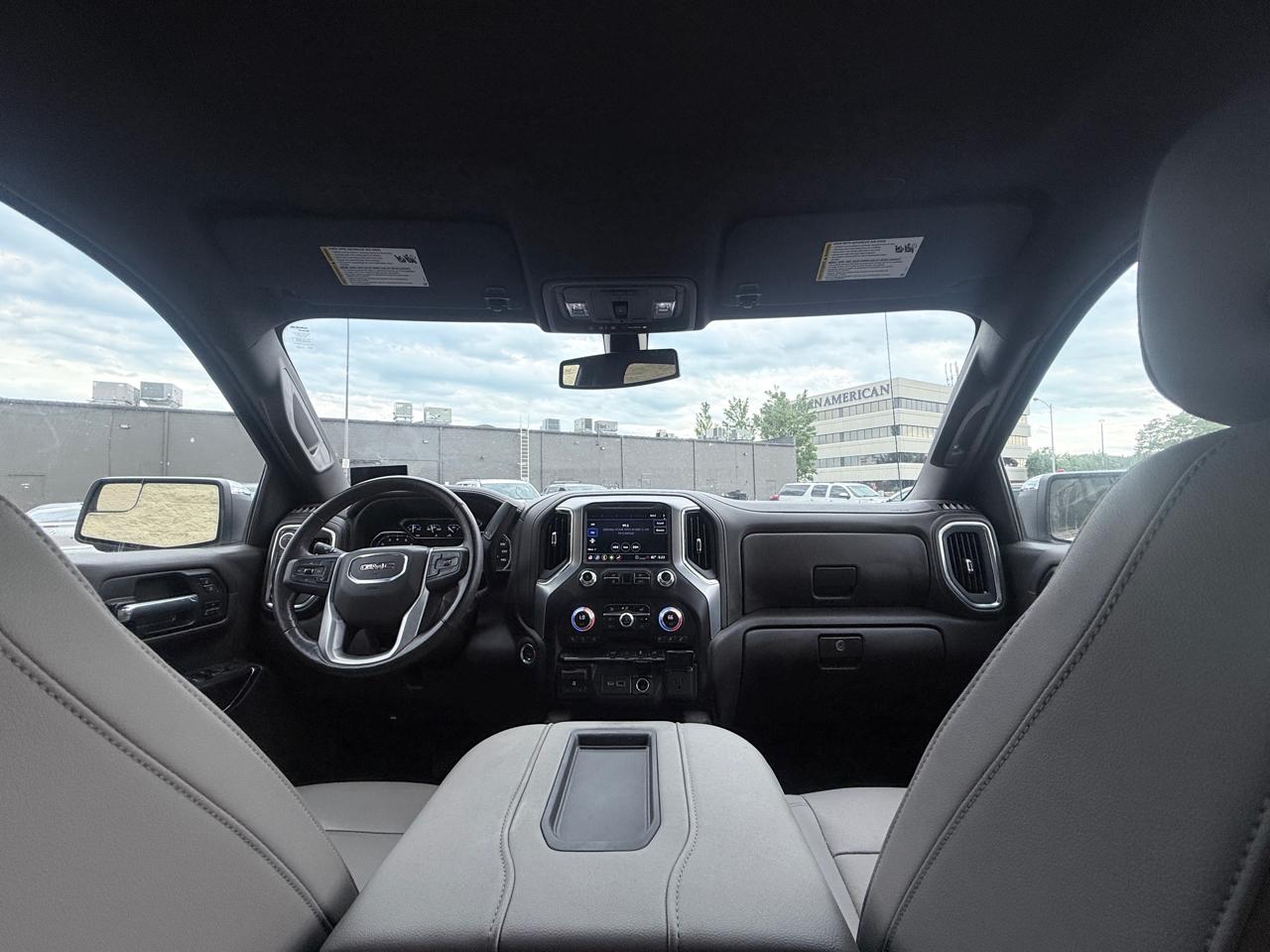 GMC Sierra 1500 Limited SLT Crew Cab Short Box 4WD 2022