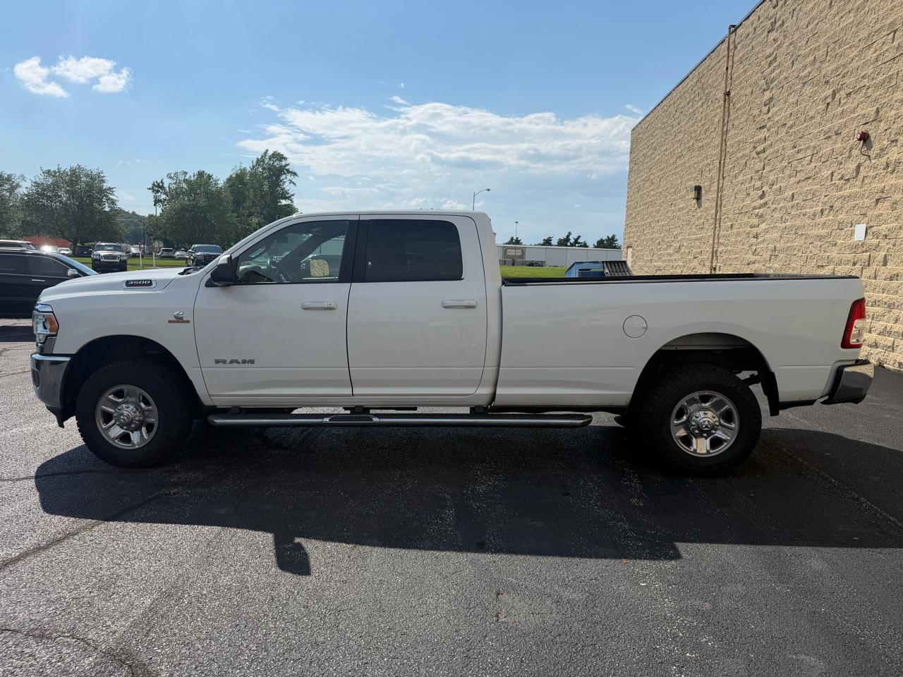 RAM 3500 Big Horn Crew Cab LWB 4WD 2022