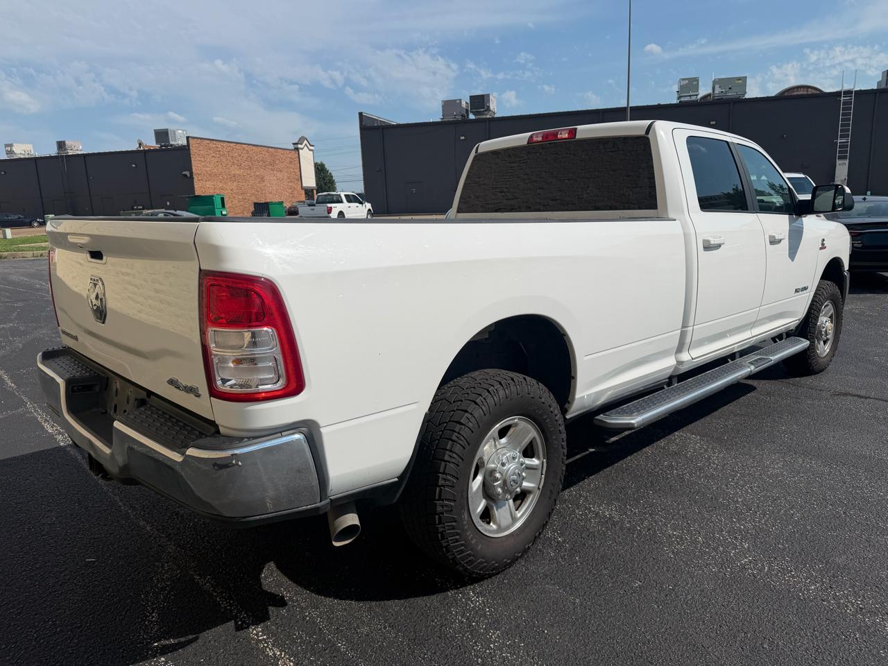 RAM 3500 Big Horn Crew Cab LWB 4WD 2022