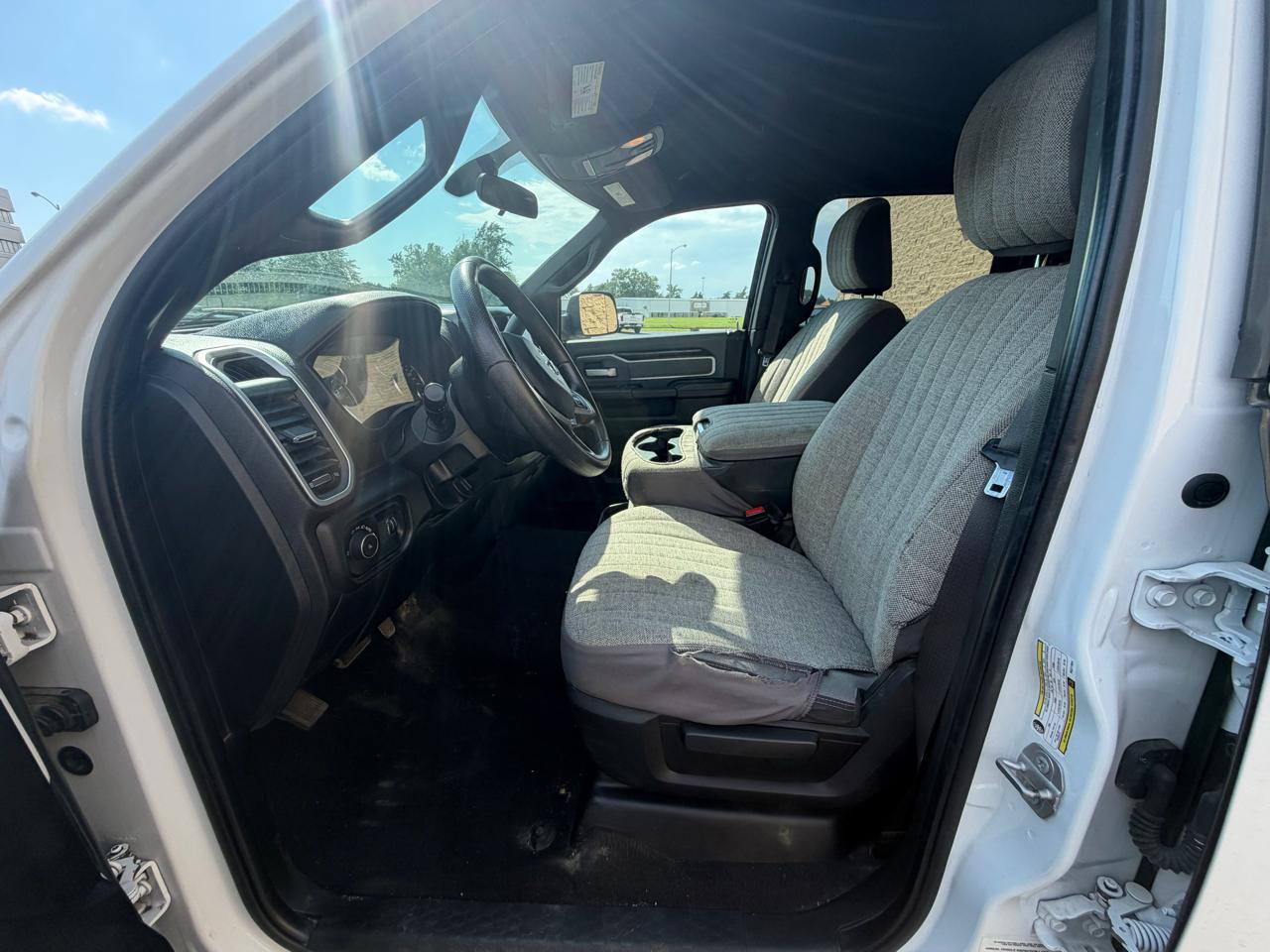 RAM 3500 Big Horn Crew Cab LWB 4WD 2022