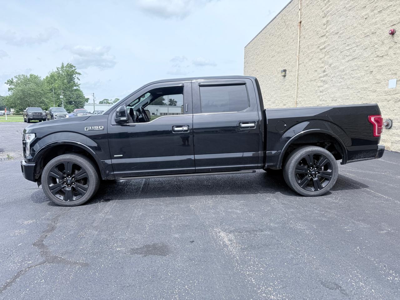 Ford F-150 Lariat SuperCrew 5.5-ft. Bed 4WD 2016