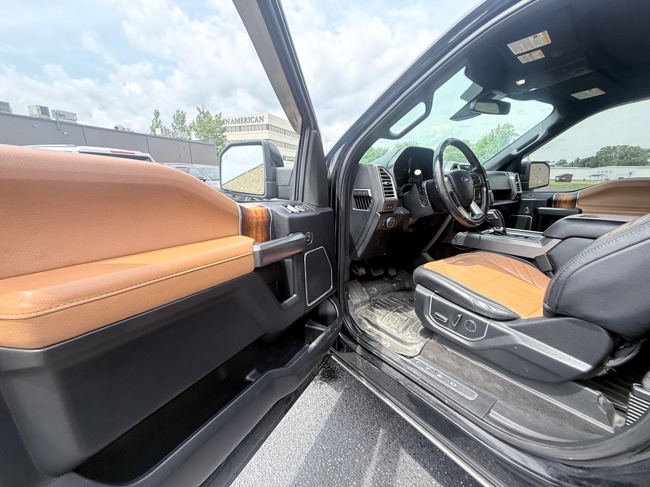 Ford F-150 Lariat SuperCrew 5.5-ft. Bed 4WD 2016