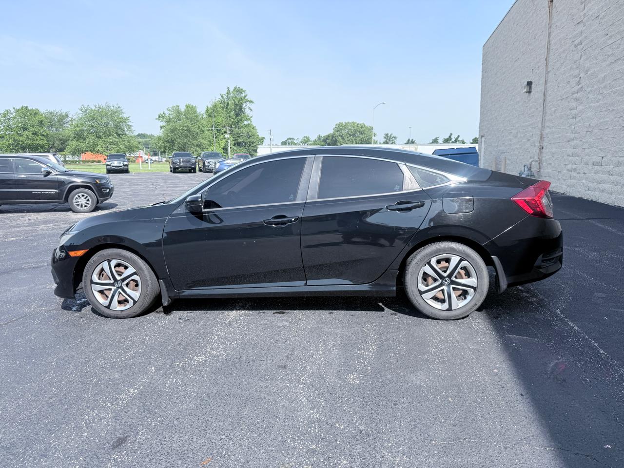 Honda Civic LX Sedan CVT 2016