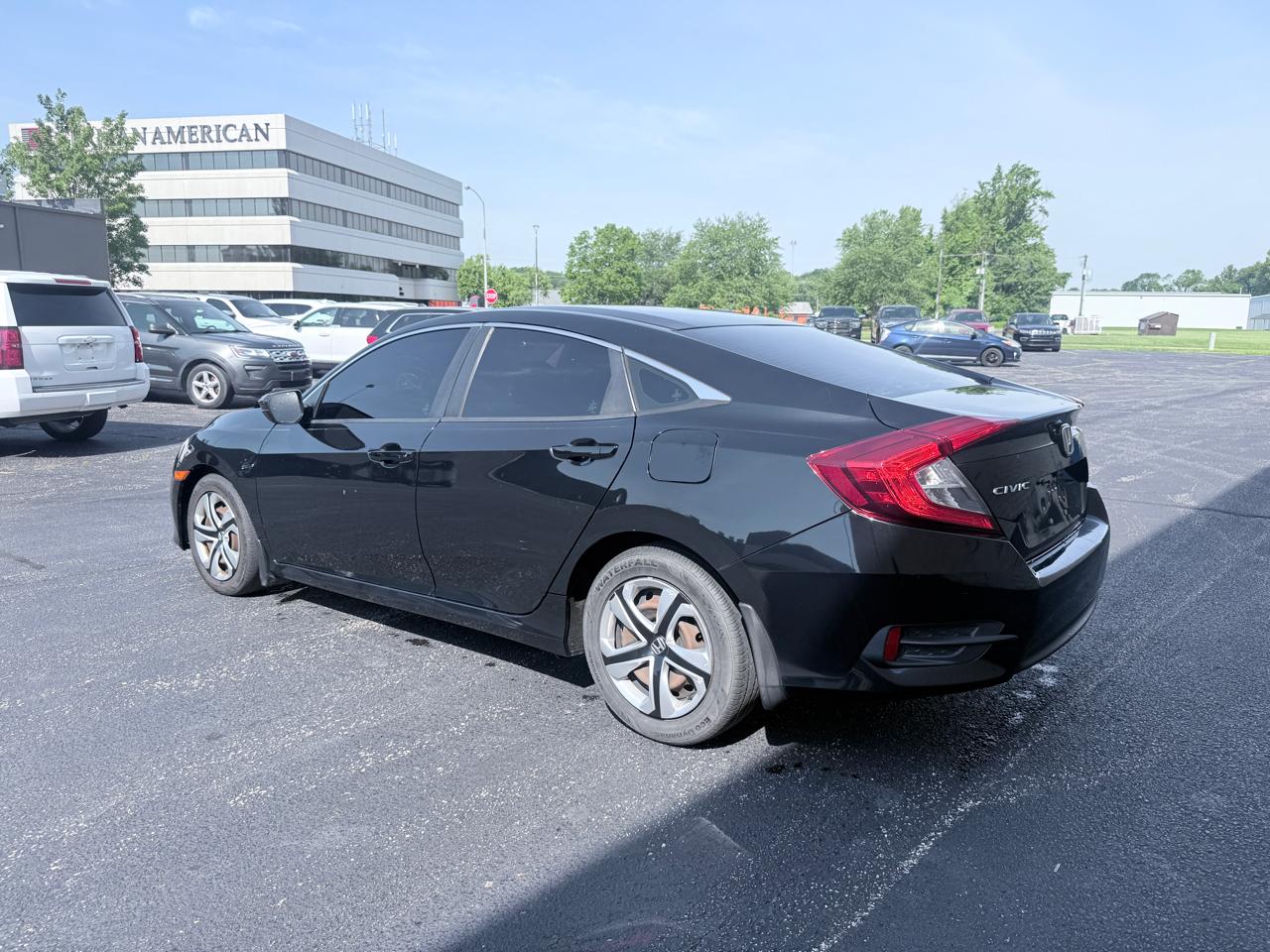 Honda Civic LX Sedan CVT 2016