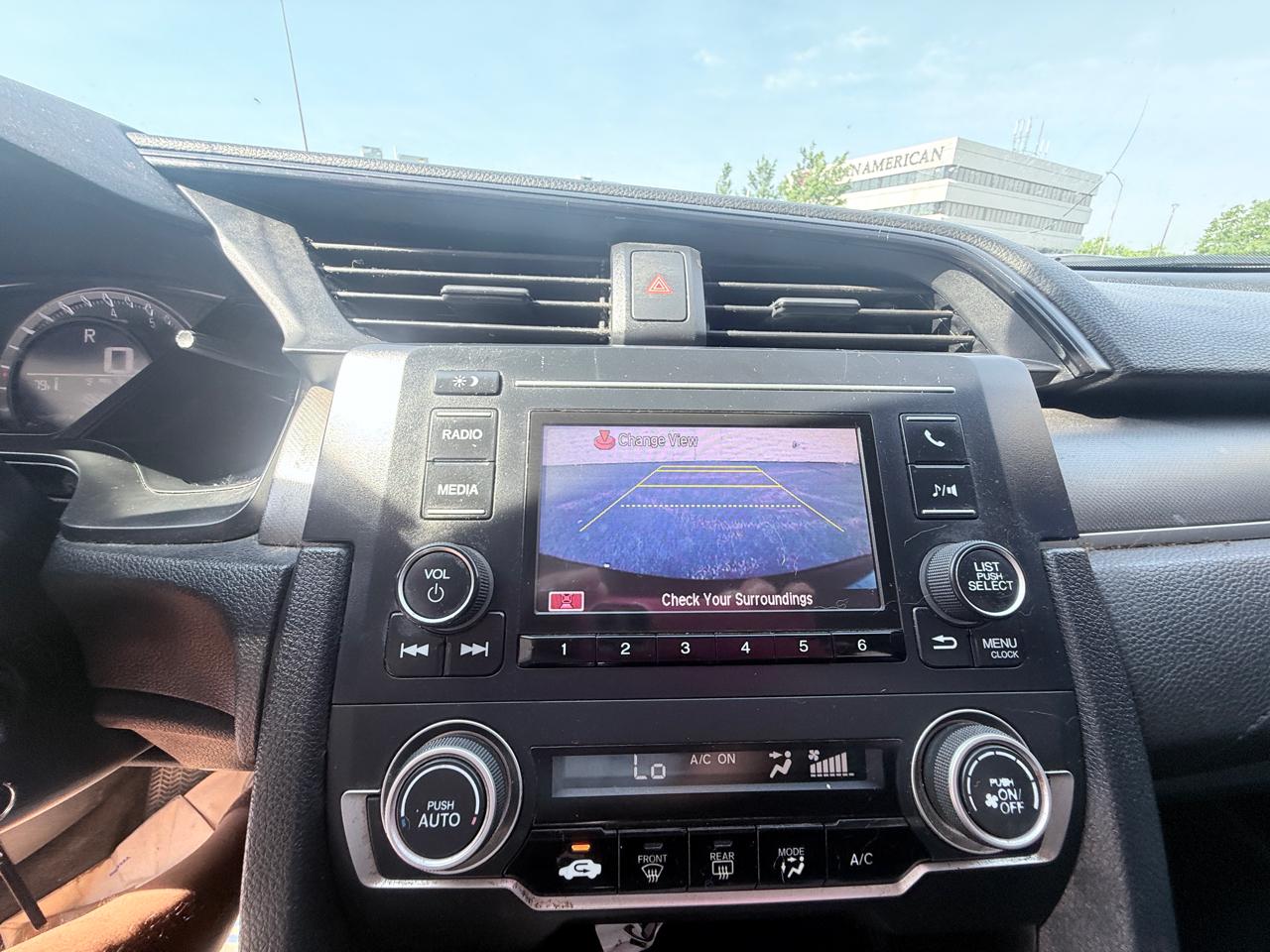 Honda Civic LX Sedan CVT 2016