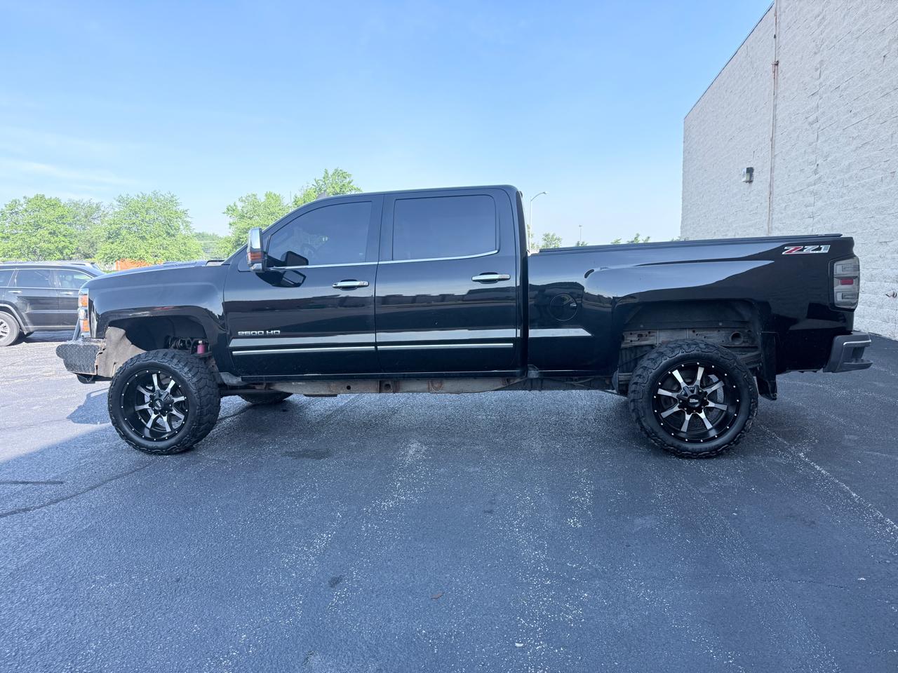 Chevrolet Silverado 2500HD LTZ Crew Cab Long Box 4WD 2016