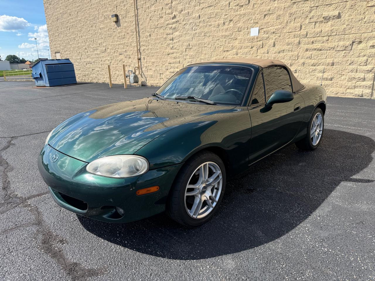 Mazda MX-5 Miata Base 2001