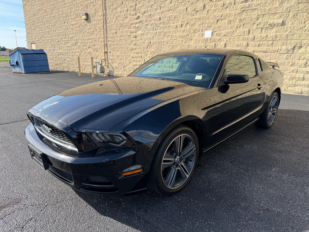 Ford Mustang V6 Coupe 2014