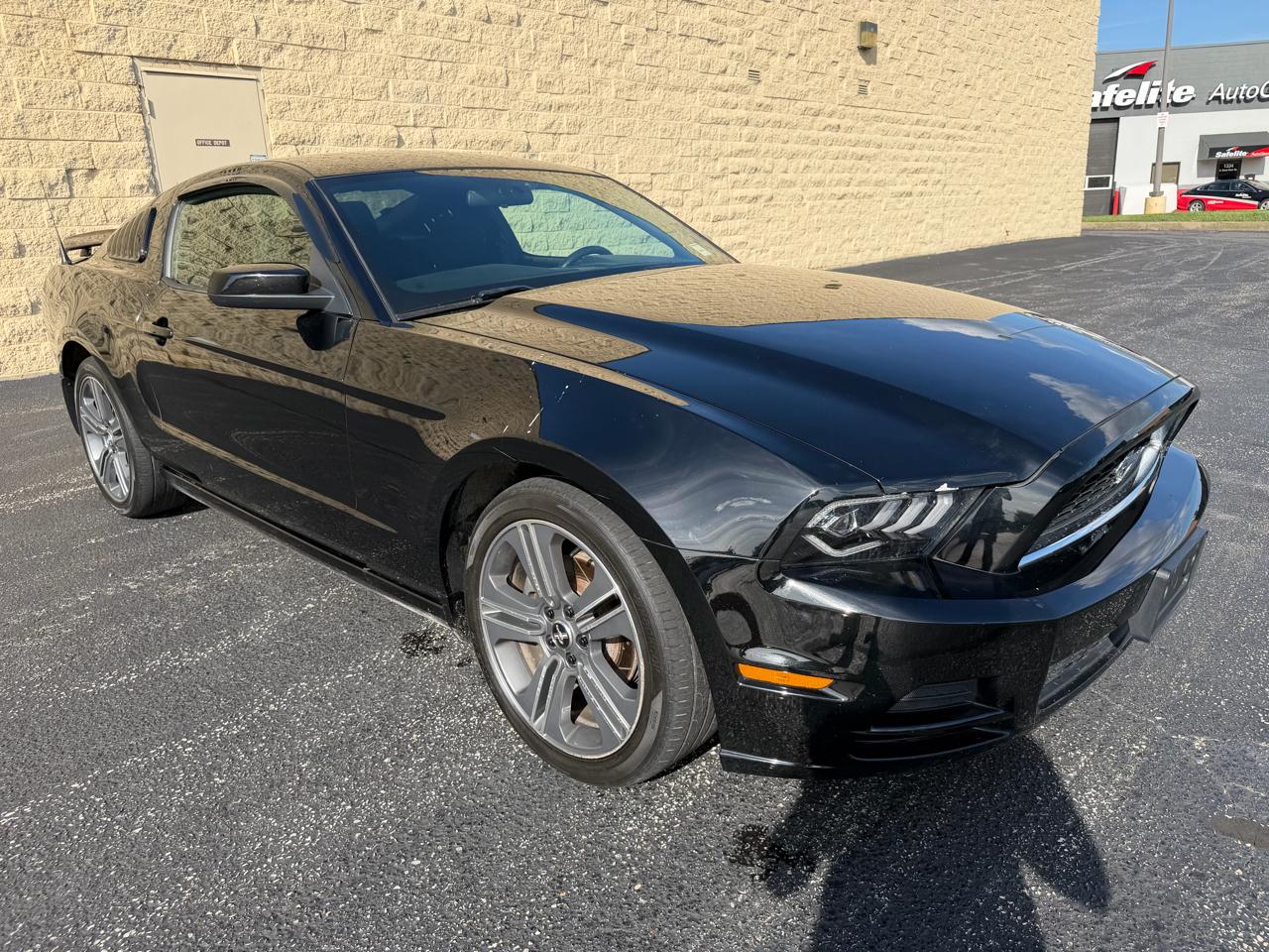 Ford Mustang V6 Coupe 2014