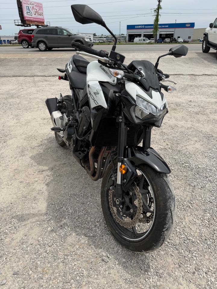 Kawasaki Z900  2022